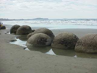 Giant Boulders on the way to Christchurch
